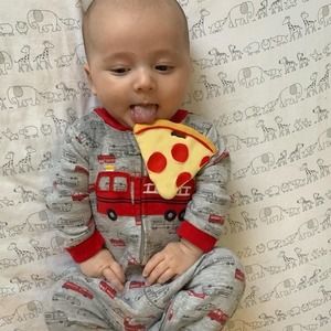 Meet your Posher, Hilary